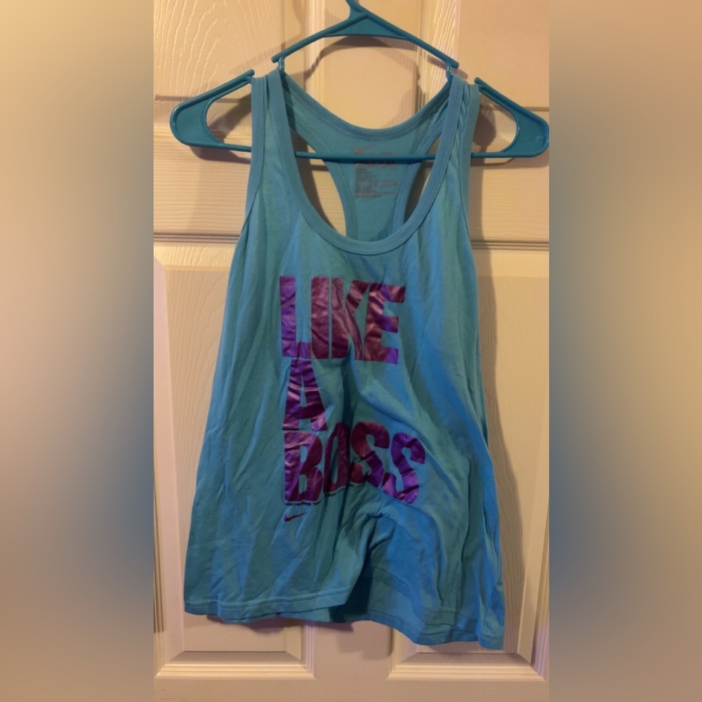 Nike “ like a boss” tank top women’s med